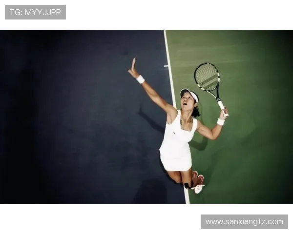 网球运动的历史变迁与技术革新：从草地到硬地的竞技挑战与发展