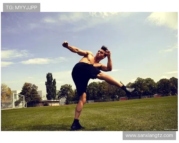 坚持健身塑造强健体魄打造健康自信人生新篇章