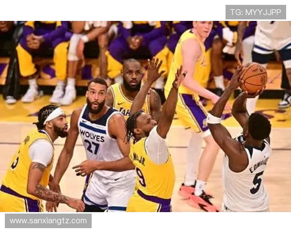 2020年9月13日湖人对阵火箭精彩直播回顾与赛后分析