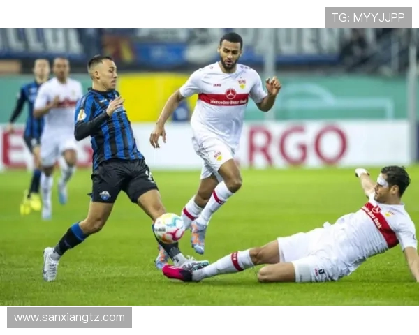 帕德博恩与因球队激战正酣谁能在这场较量中胜出 帕德博恩与因球队激战正酣谁能在这场较量中胜出